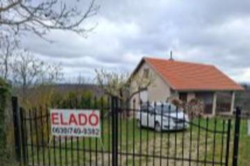 Zalaegerszegen z�rtkerti ingatlant k�n�lok