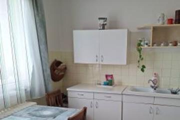 Zalacs�ben ak�r 2 gener�ci�nak is kiv�l� h�z
